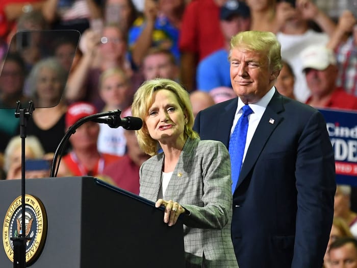 hyde-smith-trump-inline.jpg